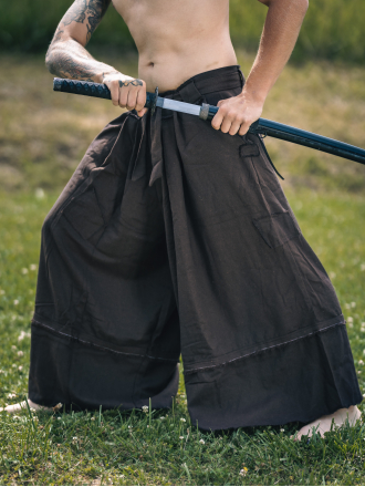 Trollfelsen_Mittelalter_Gewandung_Samurai_Ronin_Japan_Hose_Kenshin_Braun (2)